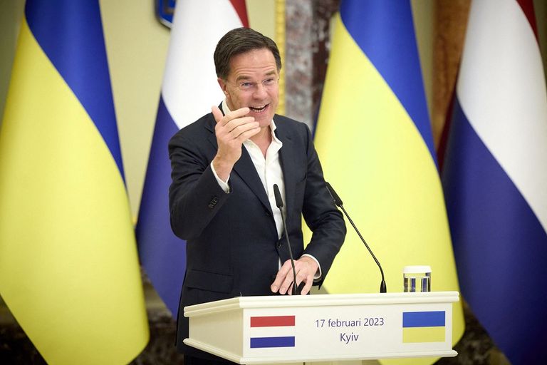 جانب من لقاء زيلينسكي ومارك روته