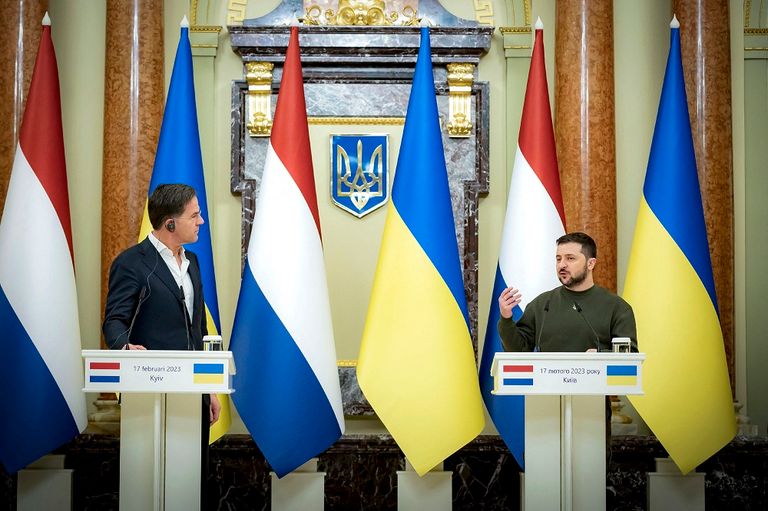 جانب من لقاء زيلينسكي ومارك روته