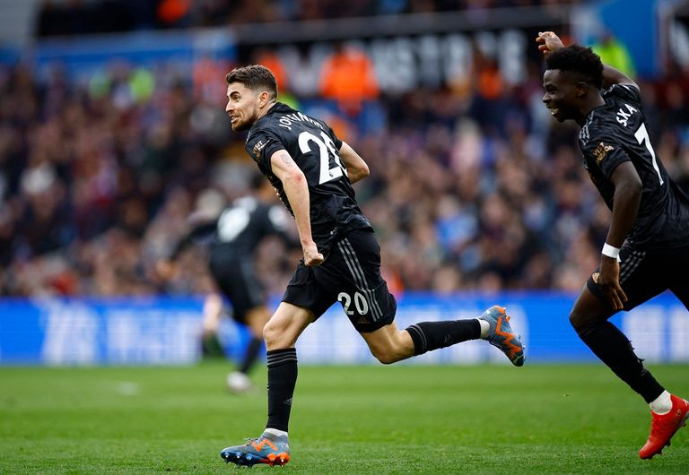 أرسنال ضد أستون فيلا أرسنال ضد مانشستر سيتي