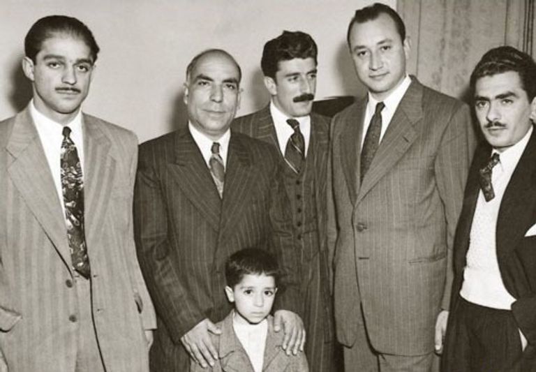 عازف الناي والموسيقي الإيراني حسن ناهد