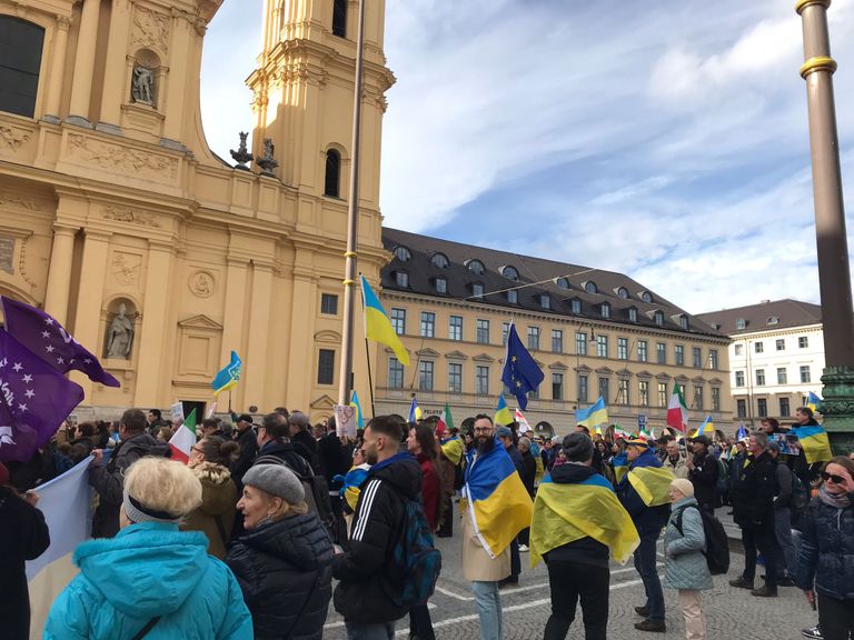 جانب من المظاهرة أمام مؤتمر ميونخ للأمن