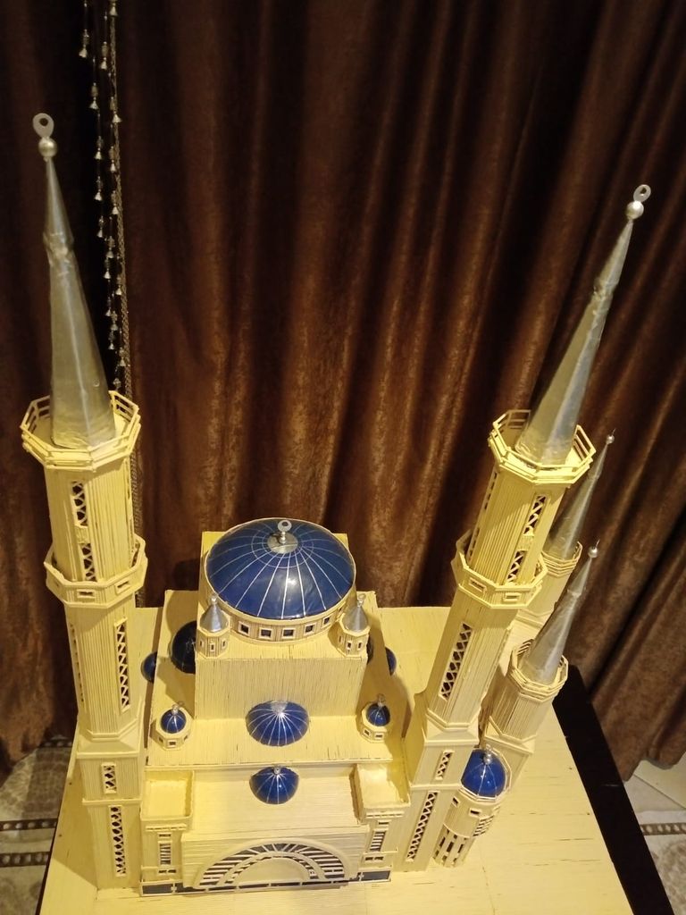 مجسم قلعة قايتباي باستخدام المشابك