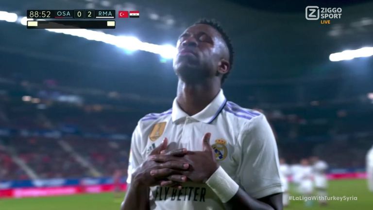 احتفال فينيسيوس جونيور بهدفه الملغي في أوساسونا كريستيانو رونالدو نجم ريال مدريد السابق