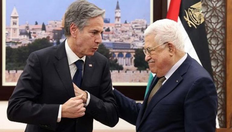 الرئيس الفلسطيني محمود عباس ووزير الخارجية الأمريكي أنتوني بلينكن