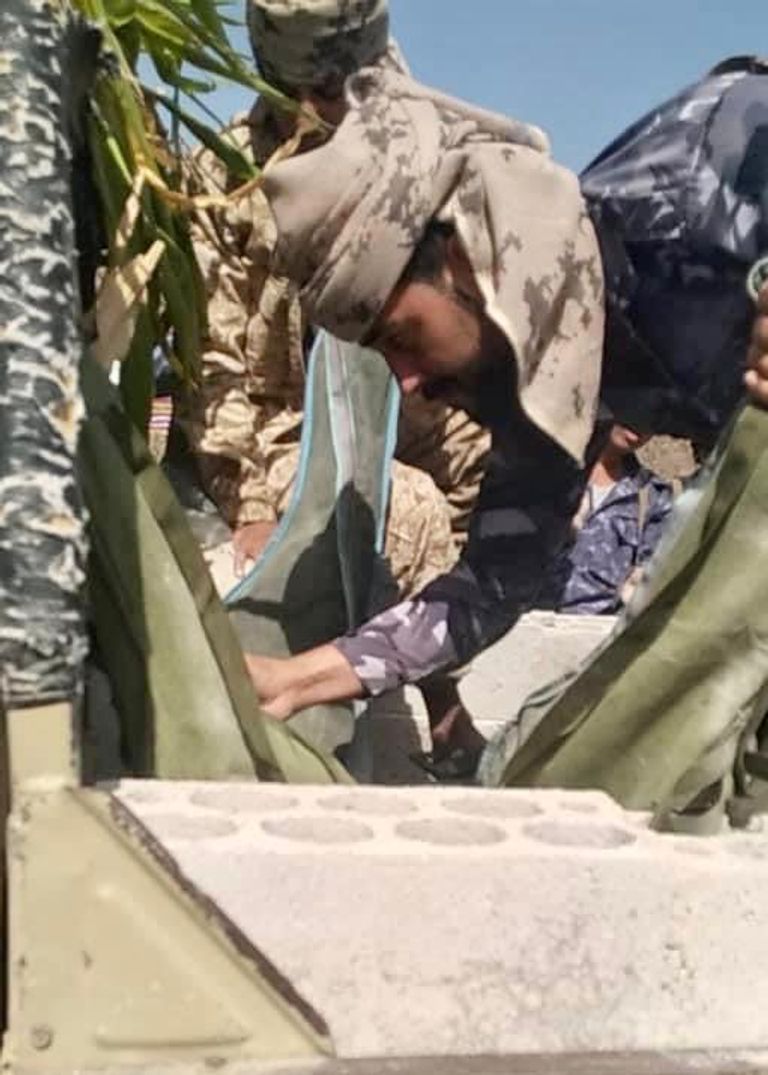 جانب من شحنة الأسلحة المضبوطة