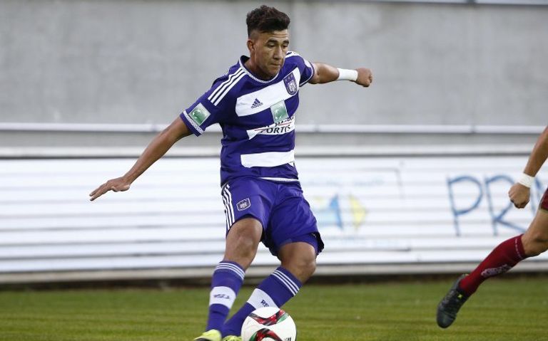 محمود تريزيجيه بقميص أندرلخت