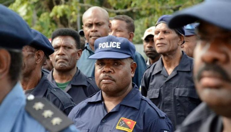 رجال الشرطة في بابوا غينيا توعدوا الخاطفين
