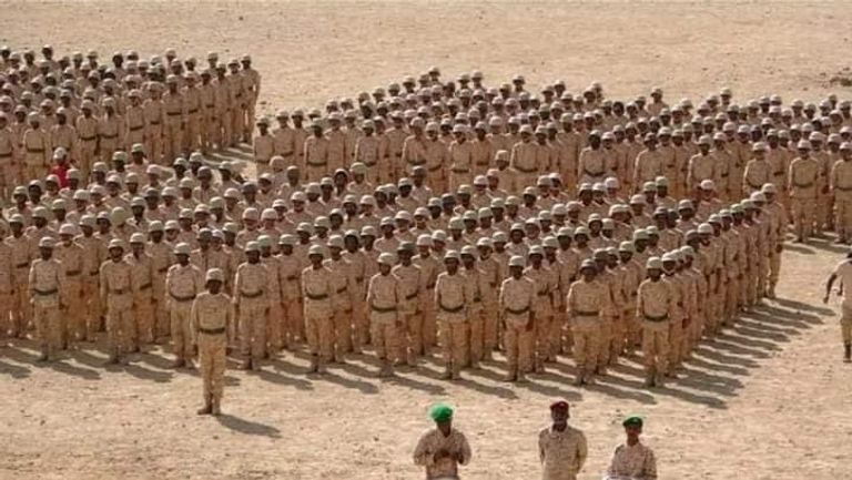 جانب من تخرج إحدى الدفعات العسكرية باليمن