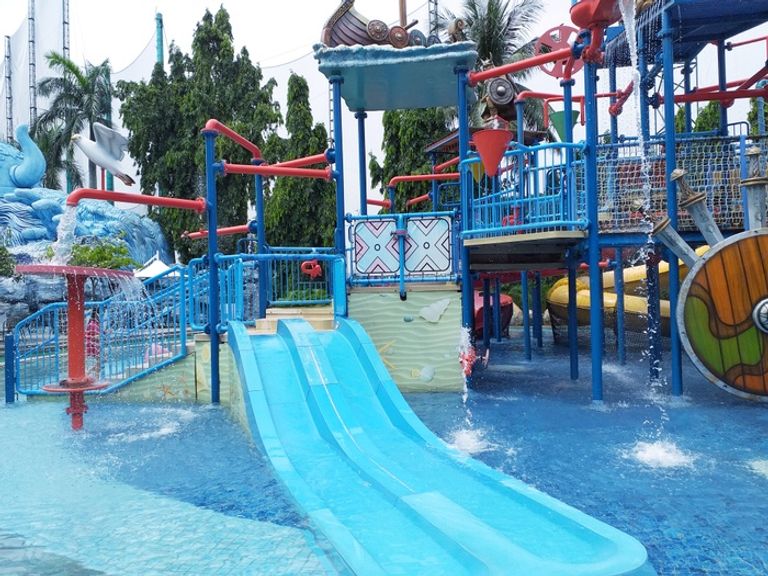 حديقة بوندوك إنداه المائية أحد حدائق الألعاب المائية في جاكرتا الألعاب المائية في جاكرتا.. أفضل 5 مدن ملاهٍ مائية منعشة