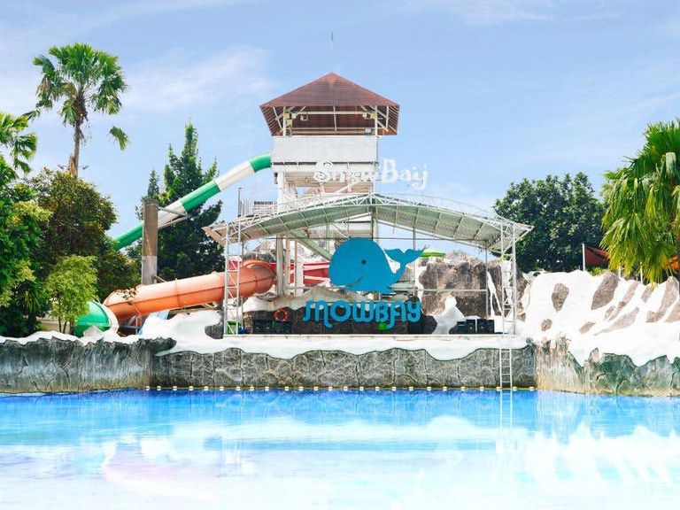 الحديقة المائية "Snow Bay Waterpark" أحد حدائق الألعاب المائية في جاكرتا الألعاب المائية في جاكرتا.. أفضل 5 مدن ملاهٍ مائية منعشة