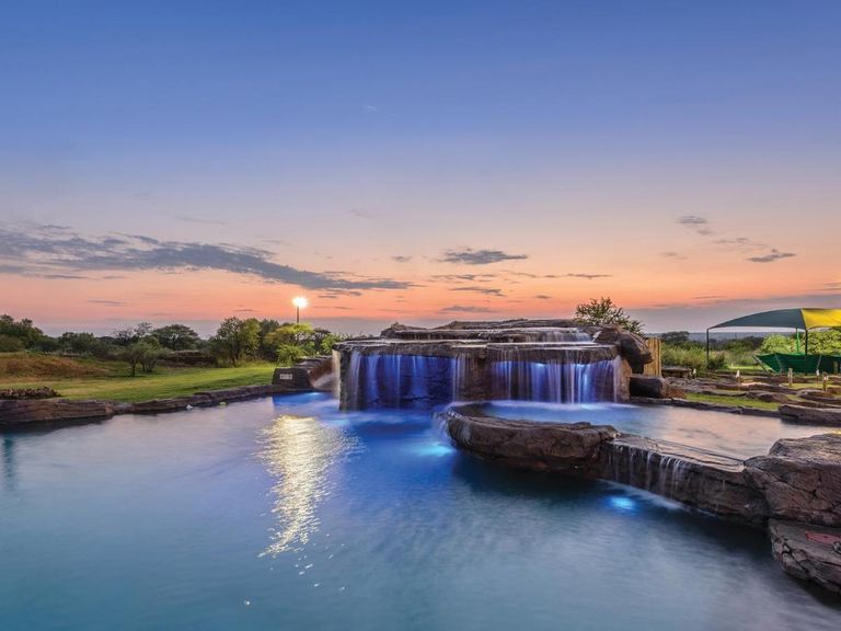 منتجع "The Kingdom Resort" أحد أفضل منتجعات جنوب أفريقيا أفضل منتجعات جنوب أفریقیا وتكاليف الإقامة بها