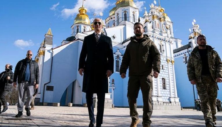 الحرب تدخل عامها الثاني وسط تصاعد الوعود باستمرار الدعم