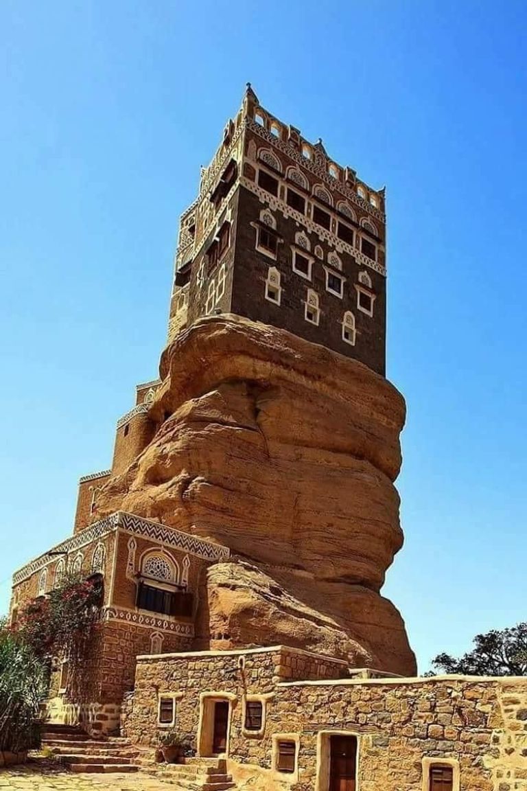 دار الحجر 135-160517-dar-alhajar-yemen-architectural-wonder-3