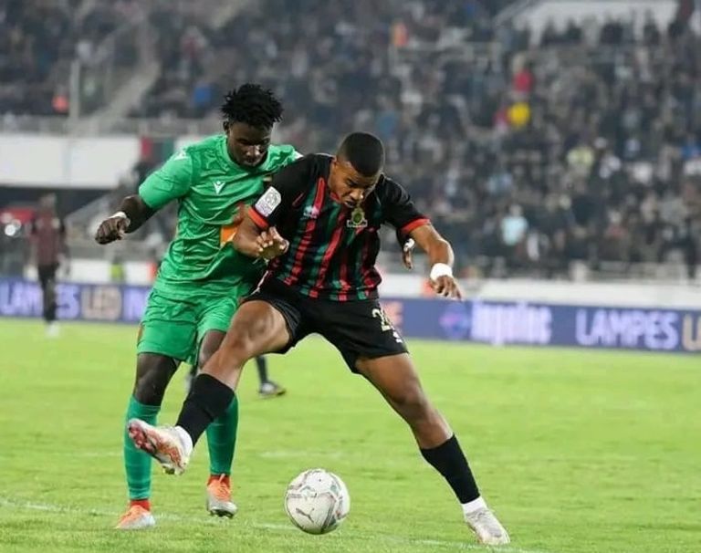 حمزة إكمان حمزة إكمان لاعب الجيش الملكي المغربي