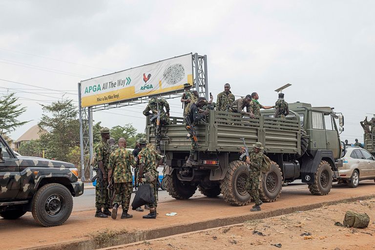 لجنة تفتيش أمنية في نيجيريا