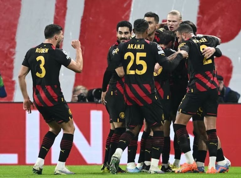 لاعبو مانشستر سيتي