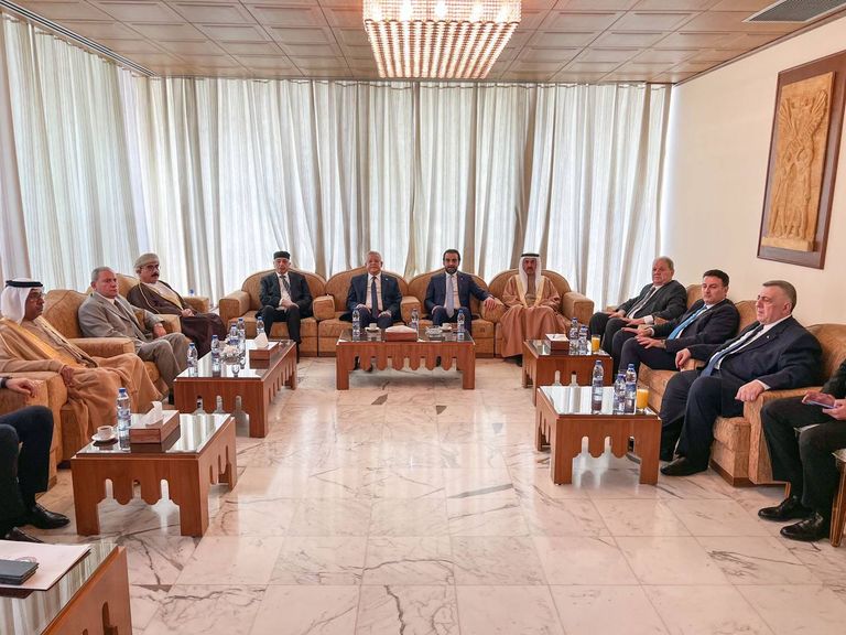 بشار الأسد مستقبلا رؤساء برلمانات عربية