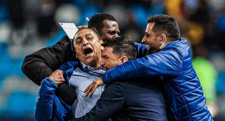 رامون دياز مدرب الهلال السعودي وصيف كأس العالم للأندية