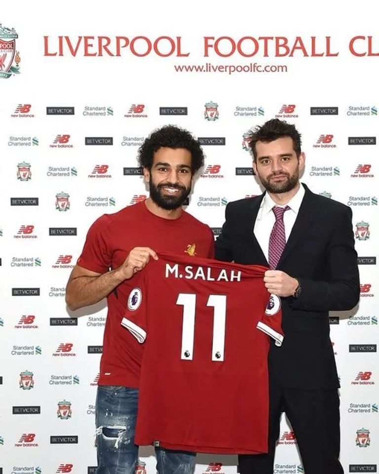 محمد صلاح نجم ليفربول مع وكيله رامي عباس محمد صلاح نجم ليفربول مع وكيله رامي عباس