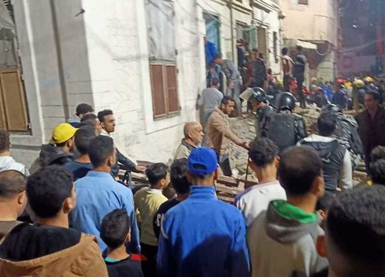 انهيار عقار في مصر