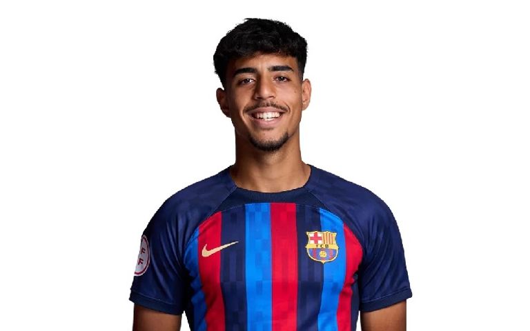 شادي رياض لاعب برشلونة قميص نادي برشلونة