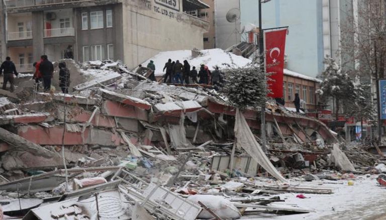 جانب من الحطام الناجم عن كارثة زلزال تركيا
