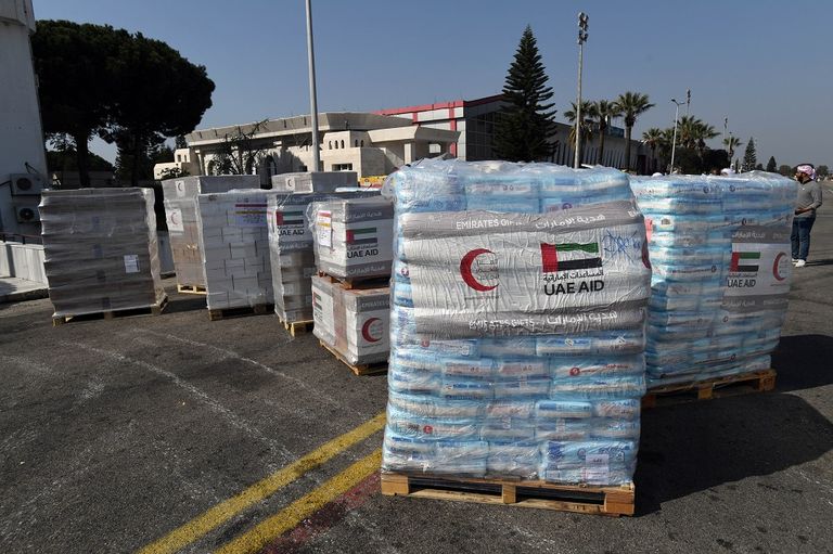 جانب من شحنة المساعدات لمستشفى اللاذقية
