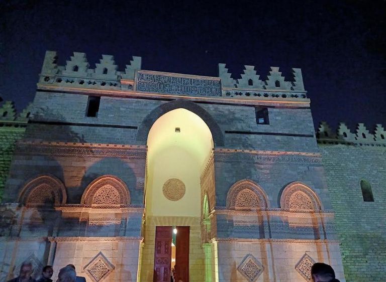 مسجد الحاكم بأمر الله بالقاهرة بعد ترميمه
