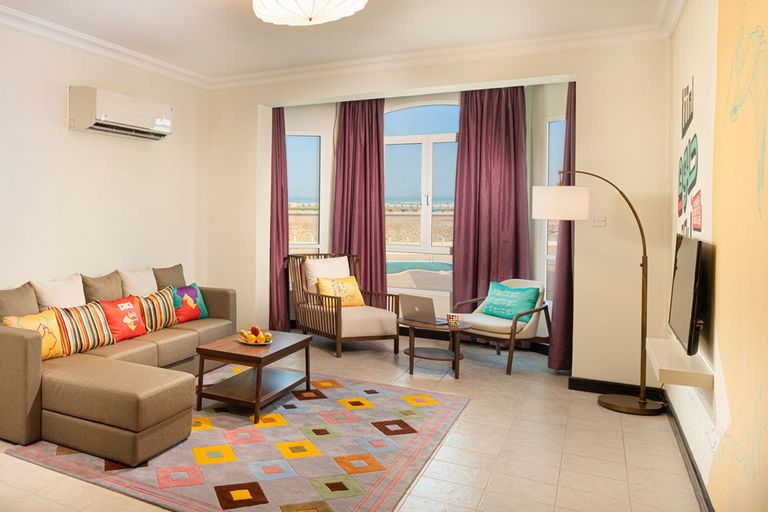 فندق أتانا ستاي الأشخرة أحد أفضل الفنادق في الأشخرة شواطئ ومحميات رائعة في الأشخرة