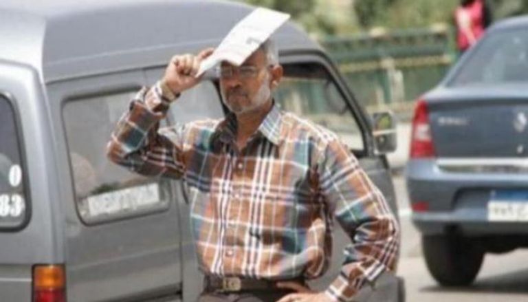 الخميس ذروة الموجة الحارة في مصر