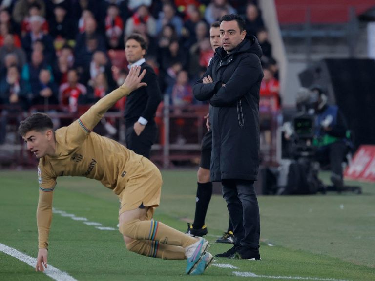 تشافي هيرنانديز مدرب برشلونة