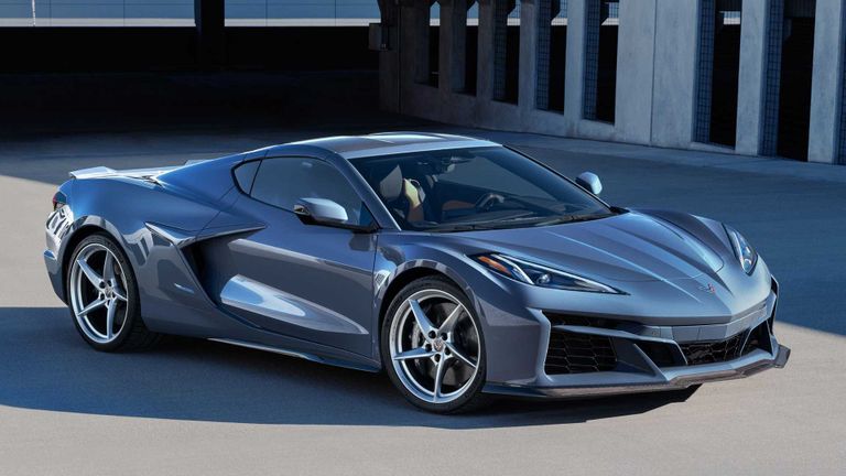 شيفروليه كورفيت أستون مارتن Valhalla