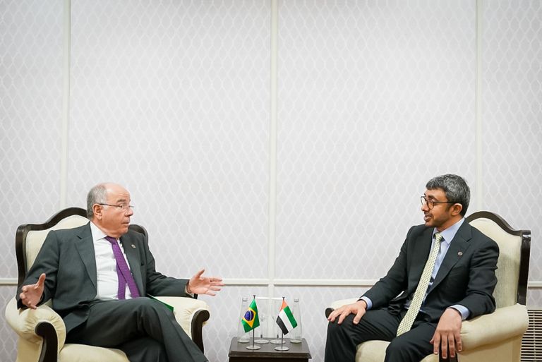 الشيخ عبدالله بن زايد آل نهيان يلتقي وزير خارجية تركيا