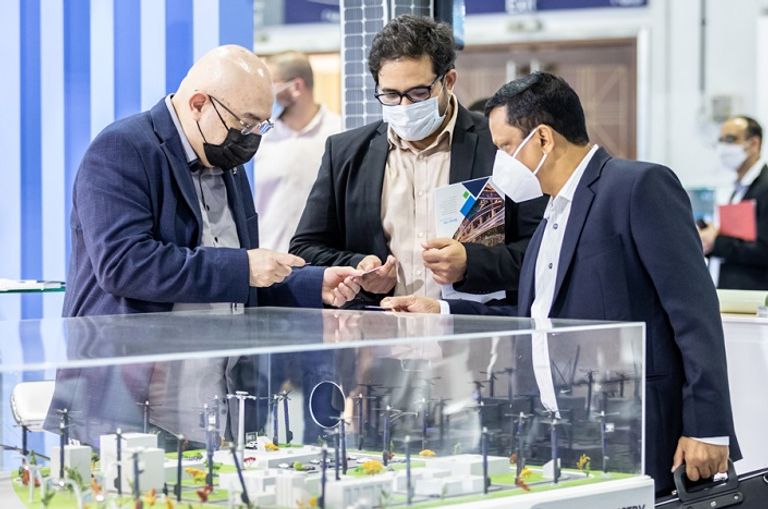 معرض الشرق الأوسط للطاقة في دبي - أرشيفية