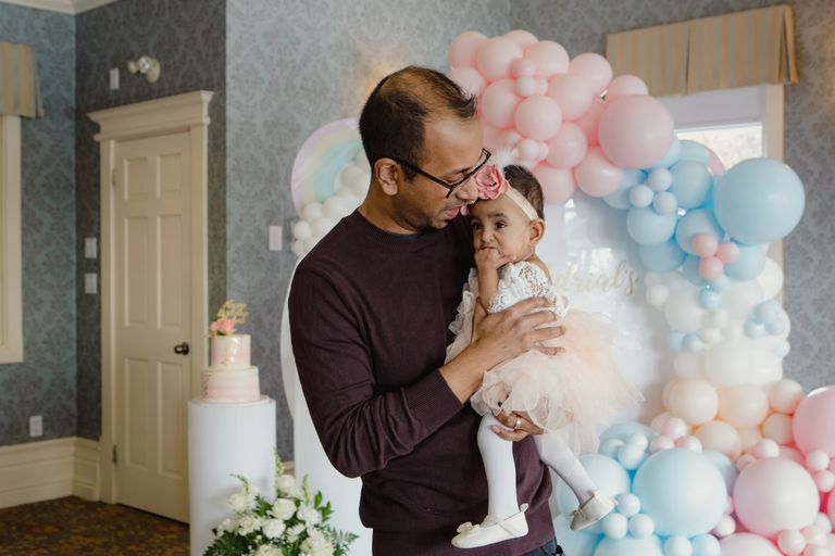 التوأم أديا وأدريال