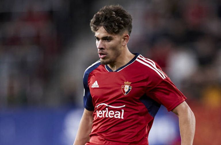 عبدالصمد الزلزولي لاعب برشلونة المعار إلى أوساسونا