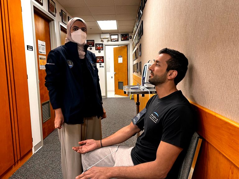 المرأة الإماراتية ساهمت بقوة في بناء الوطن وتعظيم إنجازاته