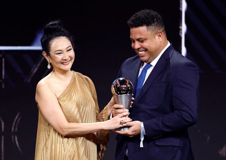  أرملة الراحل الأسطورة البرازيلي بيليه