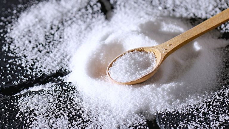 الدكتورة ليندا جاد الحق استشاري التغذية العلاجية