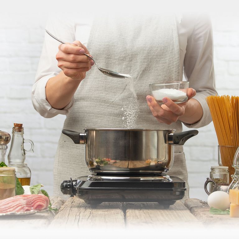 الدكتورة ليندا جاد الحق استشاري التغذية العلاجية