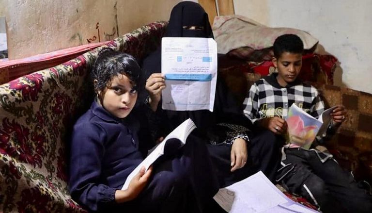 الفقر أجبر اليمنيات على الخروج للعمل