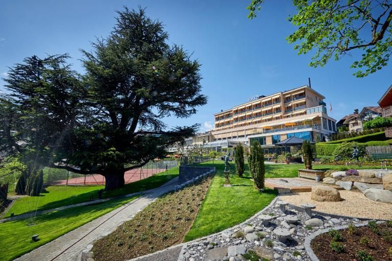 فندق "Hotel Eden Spiez" أحد أفضل الفنادق في سبيز السياحة في سبيز…5 مفاجآت بقلب الريف السويسري