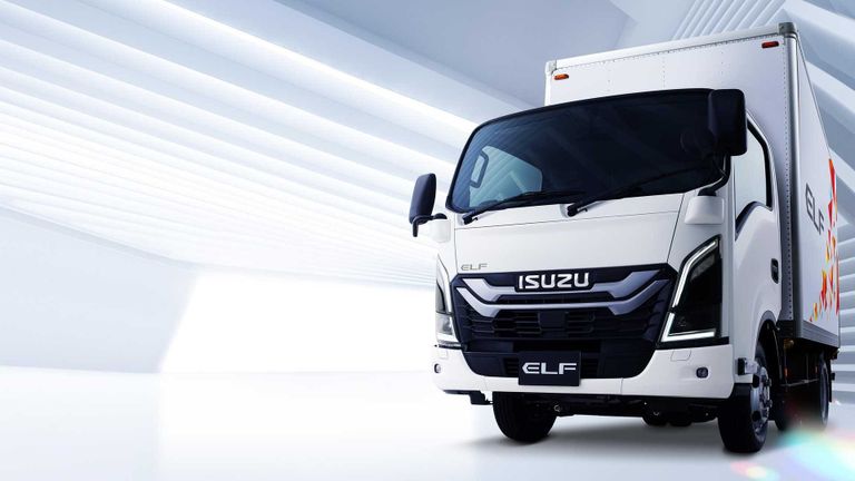 شاحنة Elf 