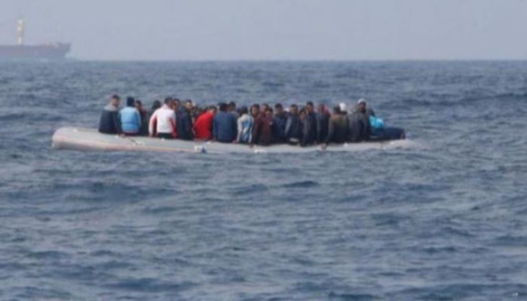 أحد قوارب الهجرة غير الشرعية - أرشيفية