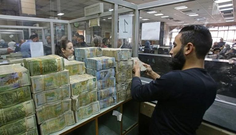 تعاملات الدولار الأمريكي في سوريا - أرشيفية