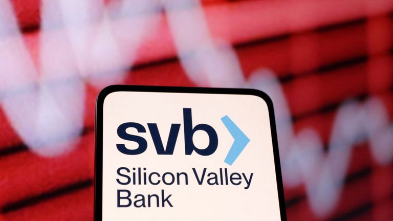 بنك وادي السيليكون الأمريكي (Silicon Valley Bank) أكبر إفلاسات البنوك في تاريخ أمريكا