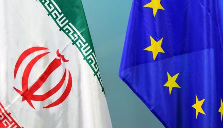 علم الاتحاد الأوروبي وعلم إيران- أرشيفية