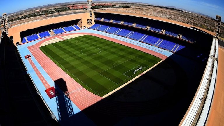 ملعب مراكش مواجهة سابقة بين الوداد والرجاء