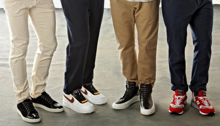 الحذاء الرياضي يتألق في 2023 بألوان الباستيل
