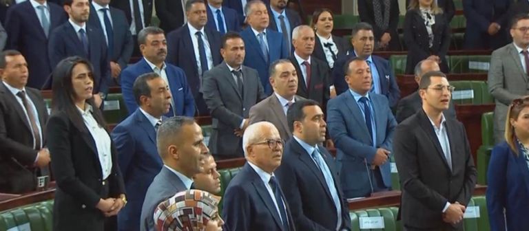 برلمان تونس ينعقد بعد توقف 20 شهرا